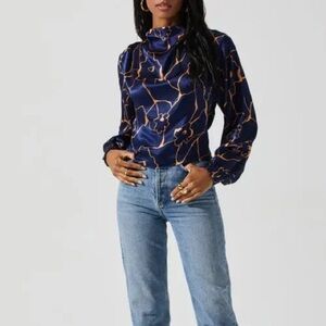 ASTR The Label Veronica Top – Size XS